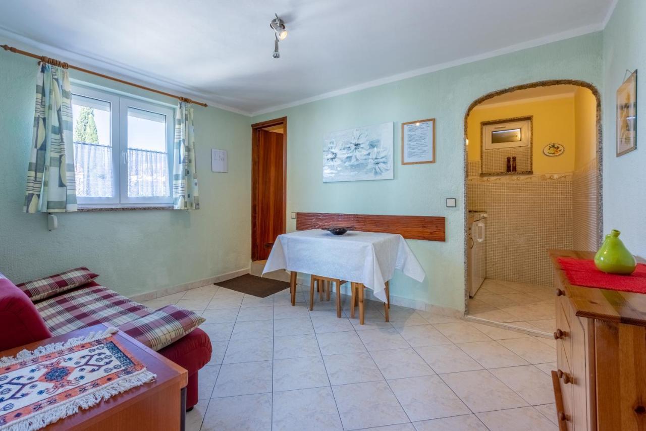 Apartman Ellen 3 Crikvenica Exterior foto